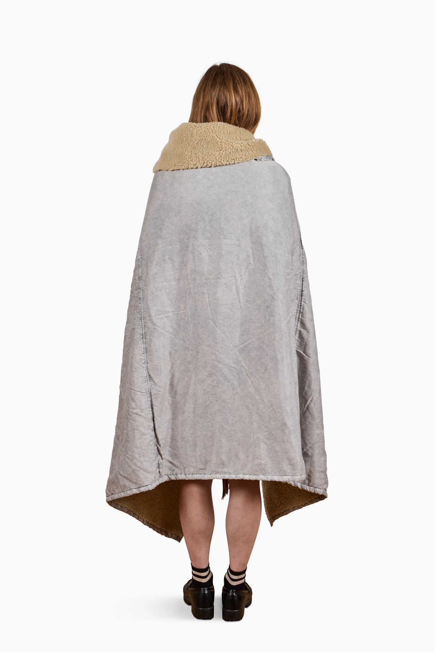 FREECITY for Commune Satin Sherpa-Bear Pocket Throw