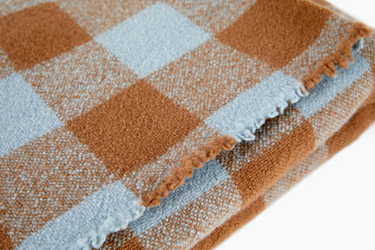 Marina Contro Queen Size Woven Blanket