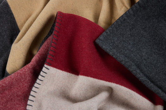 R+D LAB Commune Abstrakt Blanket Grey