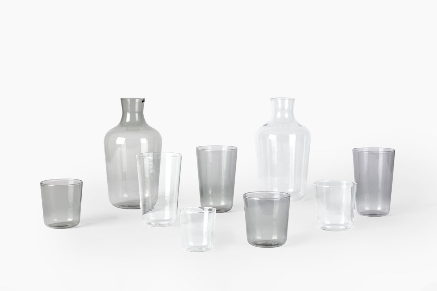 R+D LAB for Commune Carafe Smoke