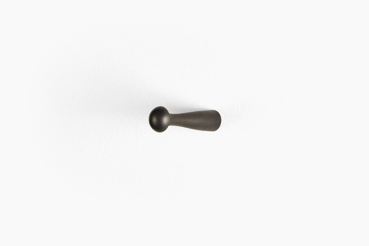 Van Cronenburg Blackened Bronze Shaker Peg