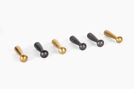 Van Cronenburg Bronze Shaker Peg