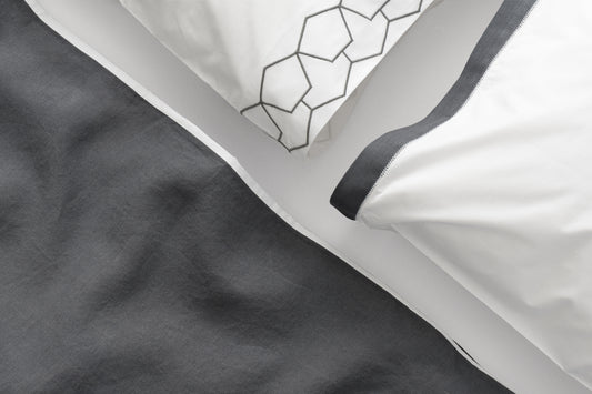 Commune for Hamburg House Linen Cuff Design