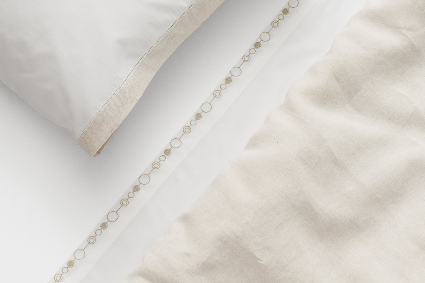 Commune for Hamburg House Linen Cuff Design