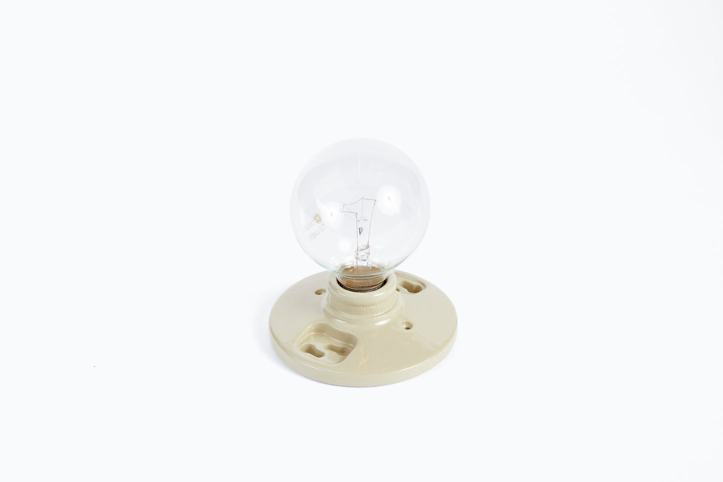 Commune Light Socket