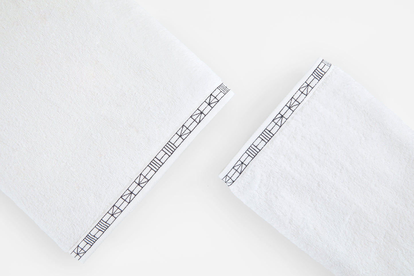 Commune for Hamburg House White Sitio Bath and Hand Towels