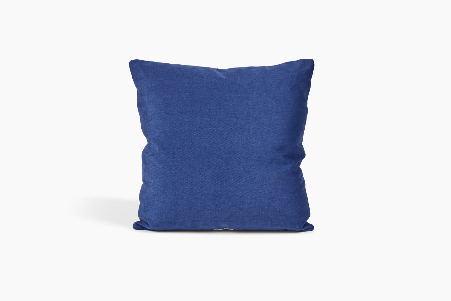 Commune Shobu Gakuen Sakiori Throw Pillow