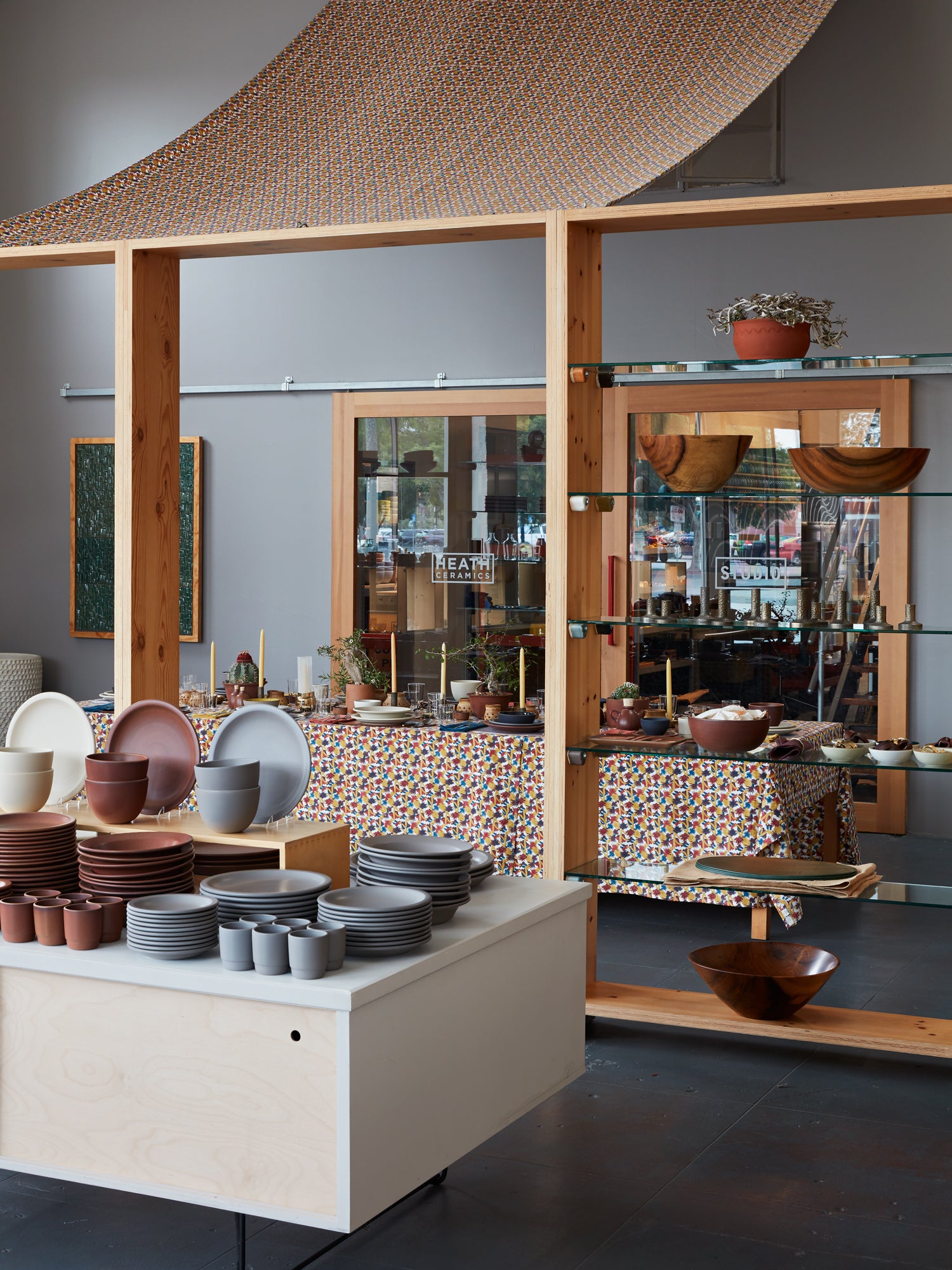 HEATH CERAMICS – Commune Shop