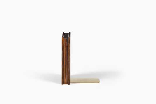 Luck Carpentry Small Shedua Bookend