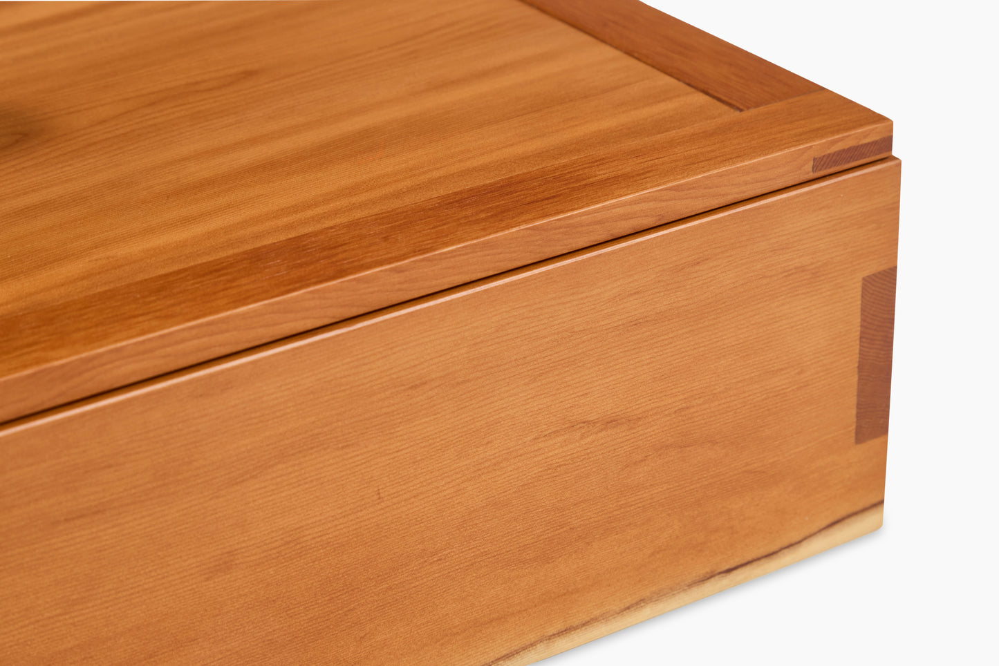 Noah Cohen Yew Box