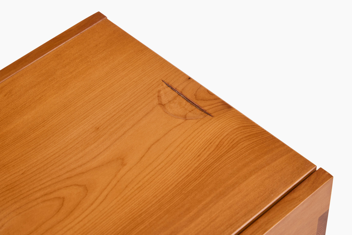 Noah Cohen Yew Box