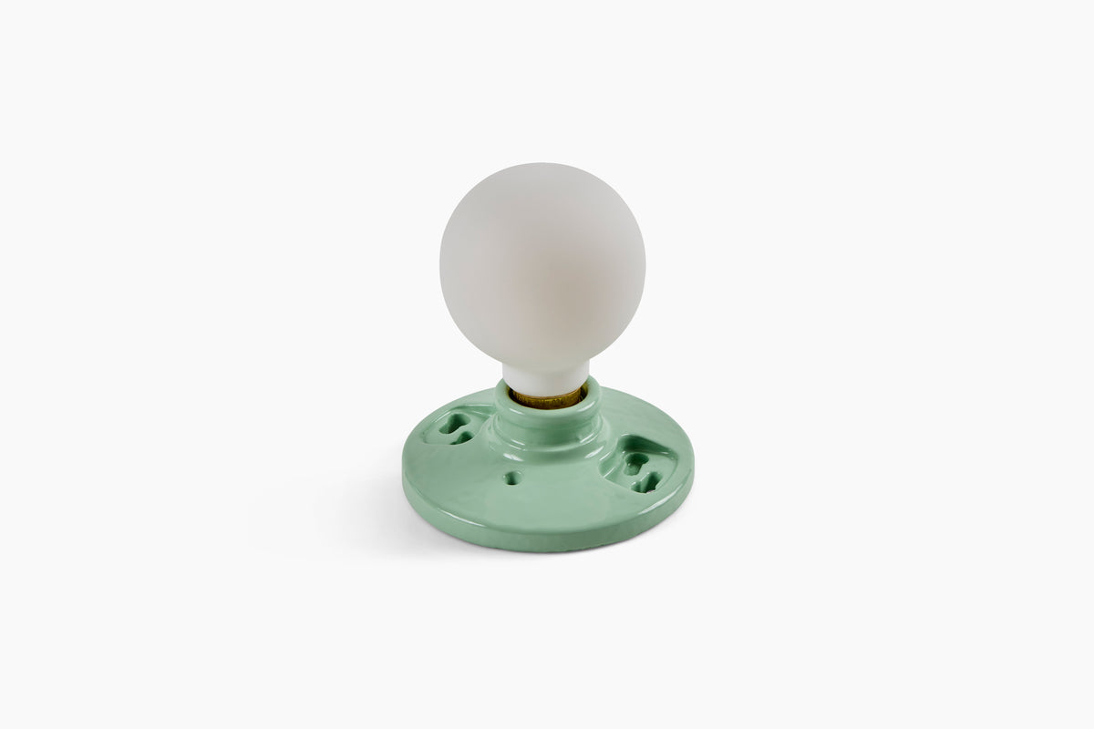 Commune Light Socket