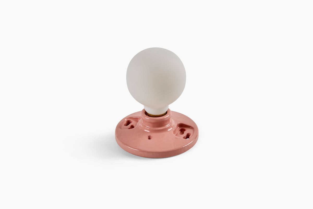 Commune Light Socket