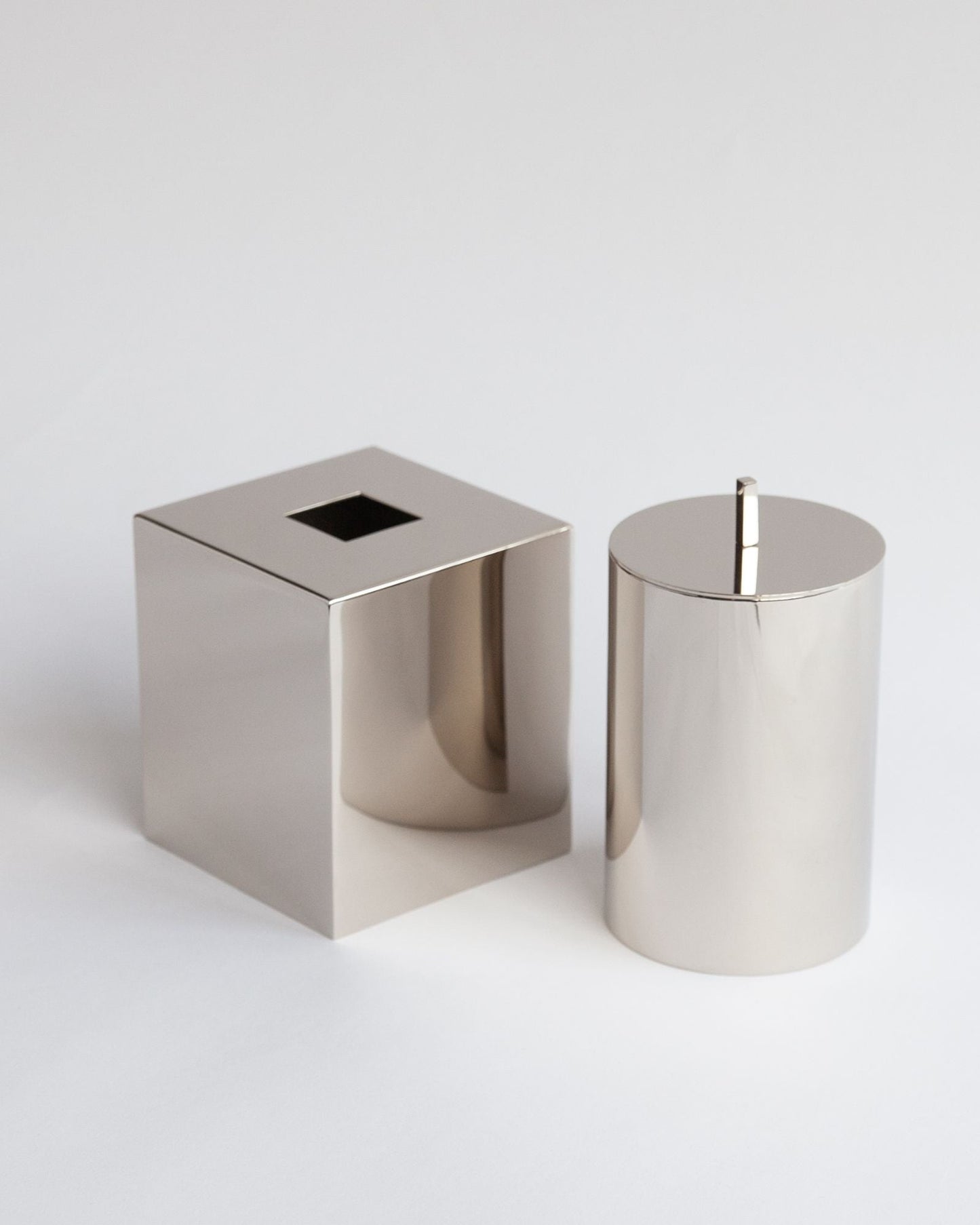 Remains for Commune Josef Canister