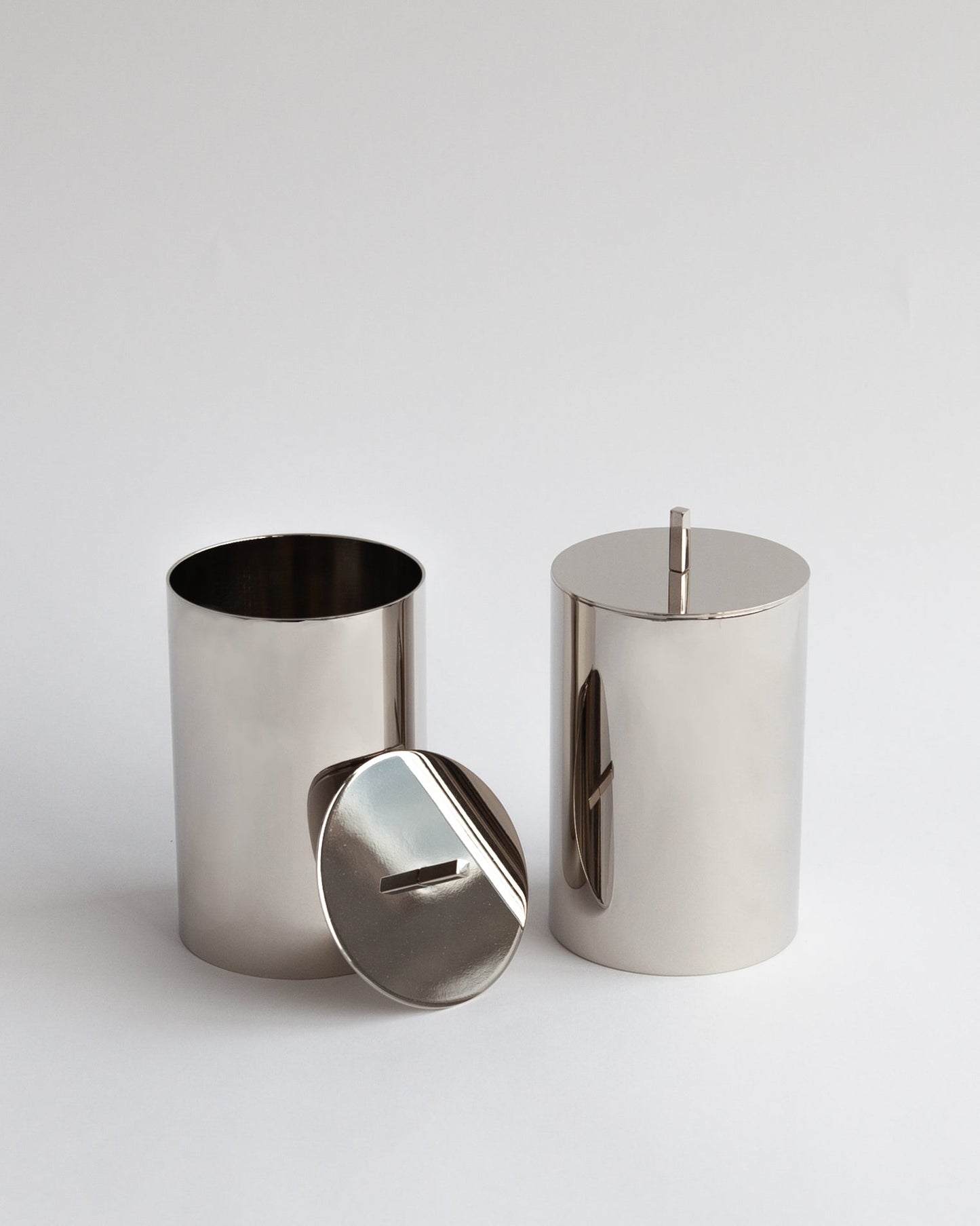 Remains for Commune Josef Canister