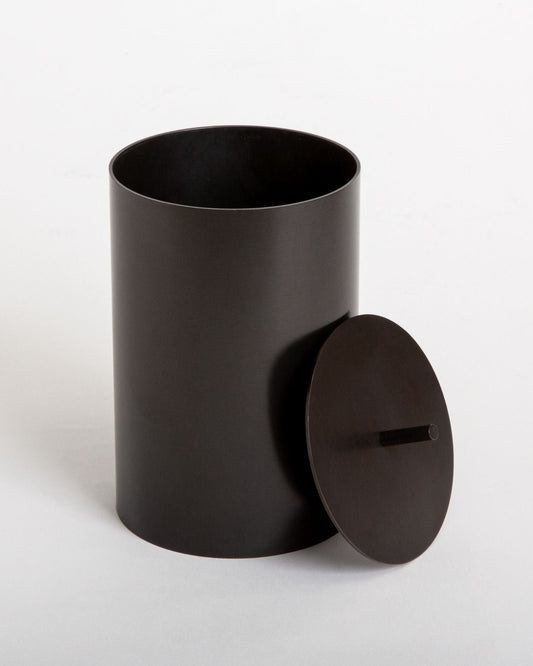 Remains for Commune Paavo Canister