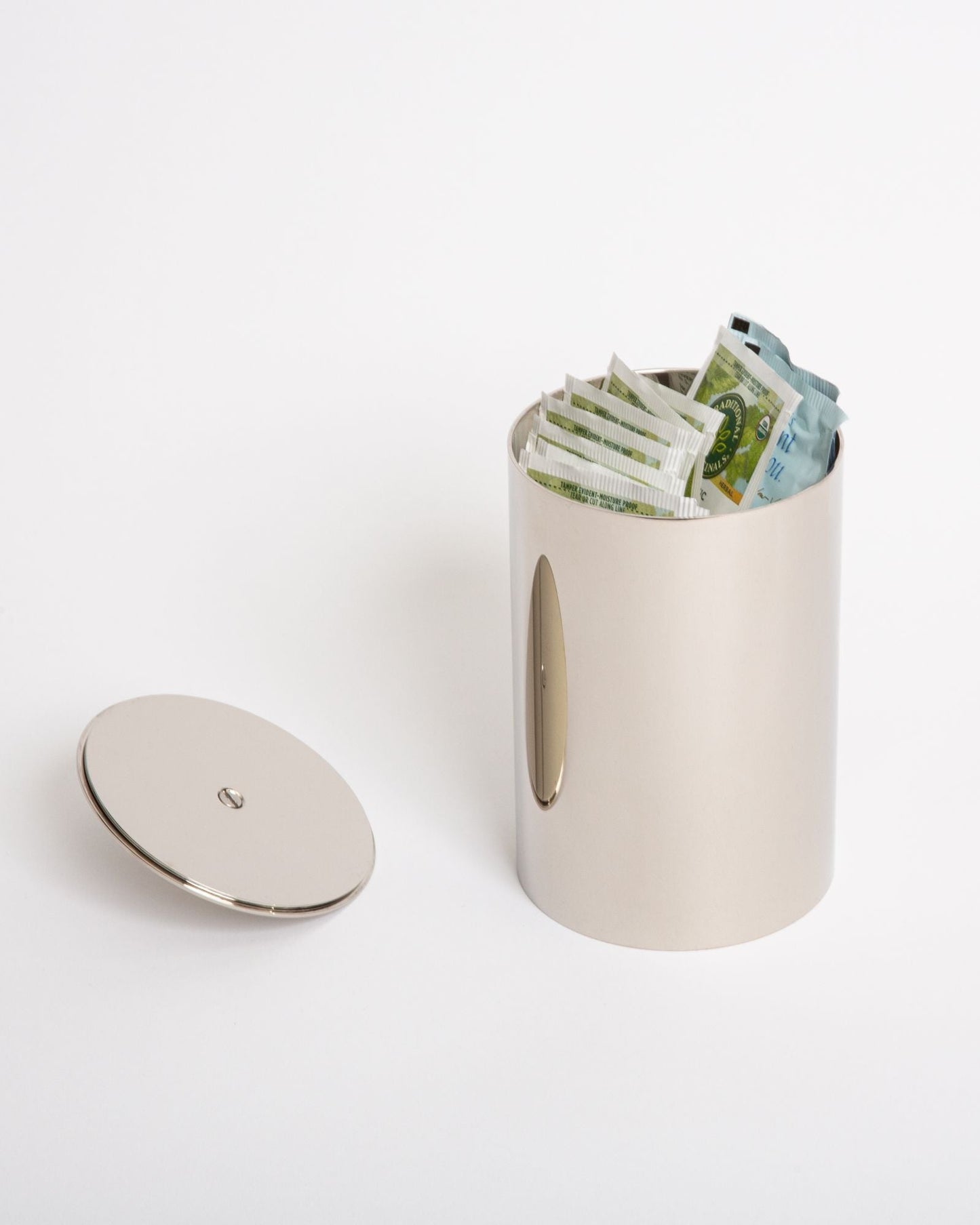 Remains for Commune Paavo Canister